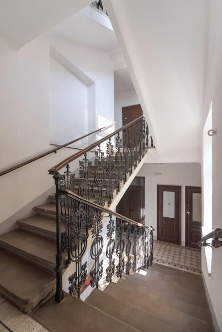 Grosse Terrasse, Klimaanlage Und U-Bahn Naehe Apartment Vienna Exterior photo