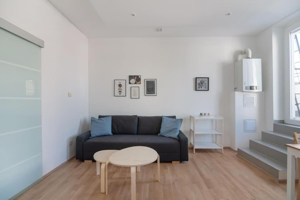 Grosse Terrasse, Klimaanlage Und U-Bahn Naehe Apartment Vienna Exterior photo